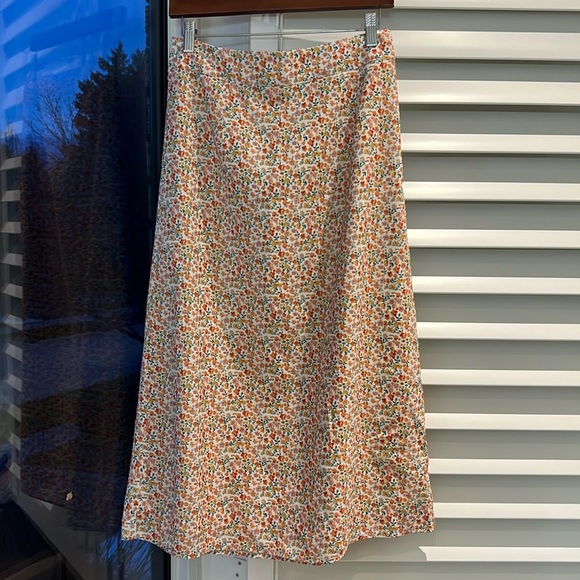 Pink Martini floral satin skirt - Picture 1 of 2